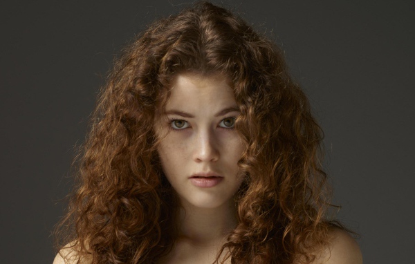 Кучерявая модель Хайди