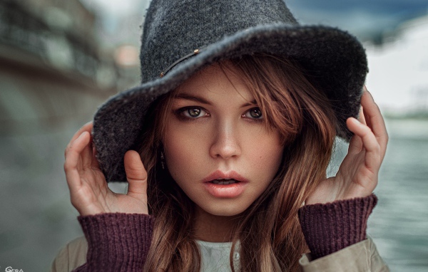 Модель в шляпе Анастасия Щеглова