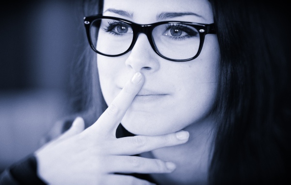 Девушка в очках Лена Майер-Ландрут