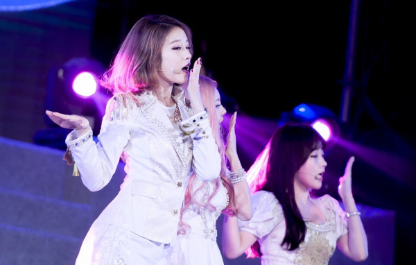 Концерт корейской группы T-ara