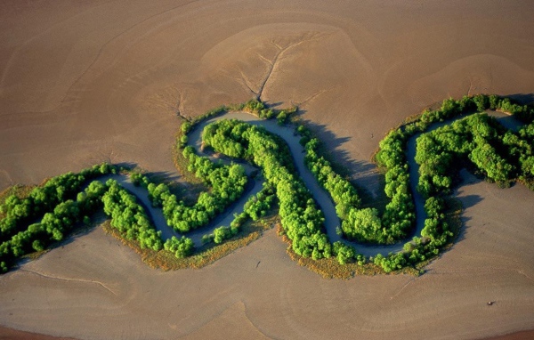 Река в пустыне
