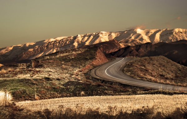 Шоссе на плоскогорье