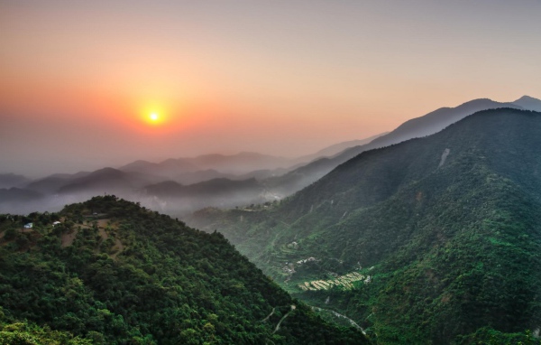 Утренний туман в горах Чили