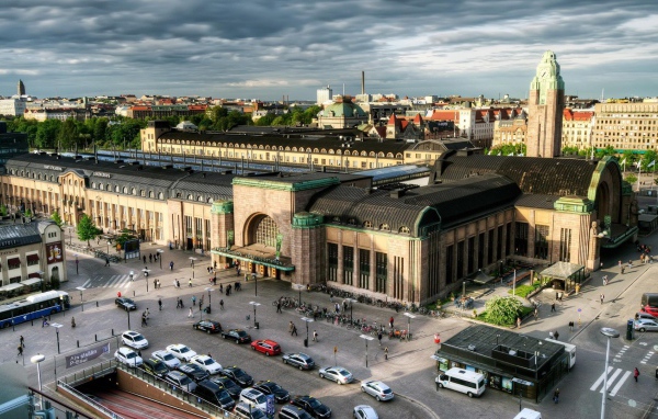 Железнодорожный вокзал в Хельсинки, Финляндия