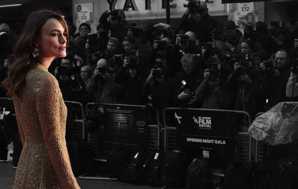 Актриса Кира Найтли перед журналистами