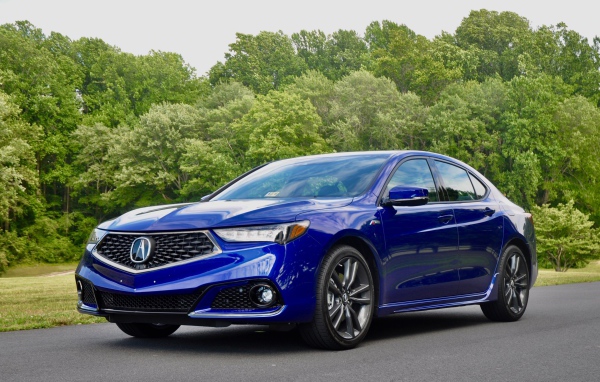 Синий электрический автомобиль Acura TLX A-Spec, 2018