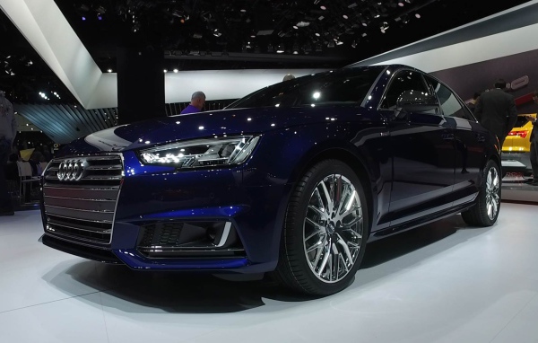 Презентация Audi A4 2017 