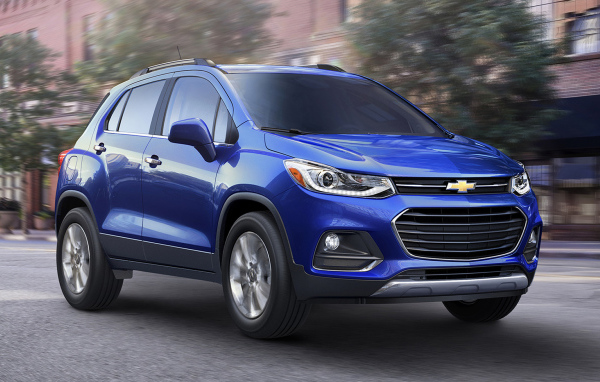 Синий Chevrolet Trax  модель 2017 года 