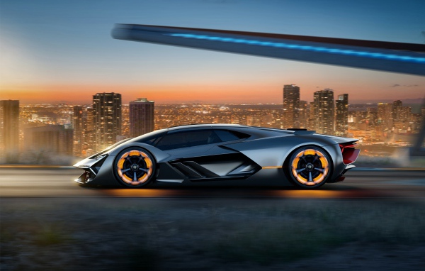 Спортивный автомобиль  Lamborghini Terzo Millennio на скорости