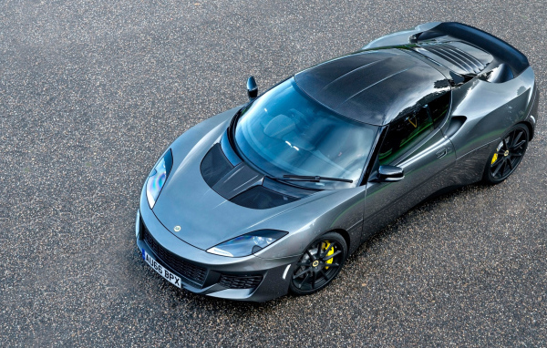 Автомобиль Lotus Evora Sport 410 вид сверху