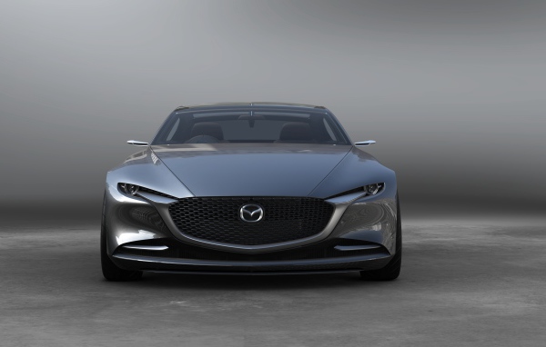 Серебристый автомобиль  Mazda Vision Coupe, 2017 вид спереди