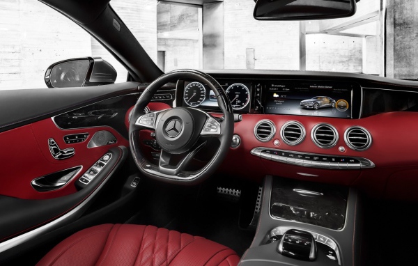 Кожаный салон Mercedes Benz S65 AMG Cabriolet 2017 