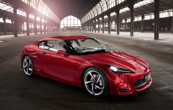 Красный спортивный автомобиль Toyota 86 