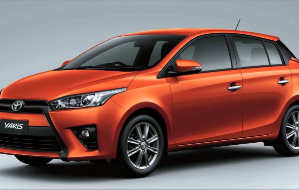 Toyota Yaris Hatchback модель 2017 года 