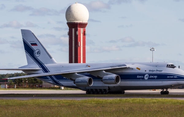 Транспортный самолет Ан-124 Руслан российской авиакомпании Volga Dnepr 