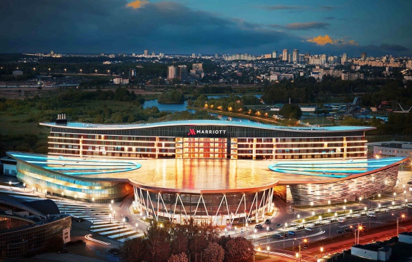 Отель Марриотт город Минск общий вид сверху 