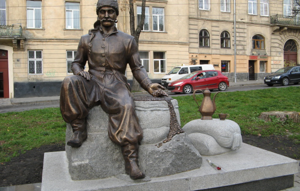 Памятник Юрию Кульчицкому город Львов
