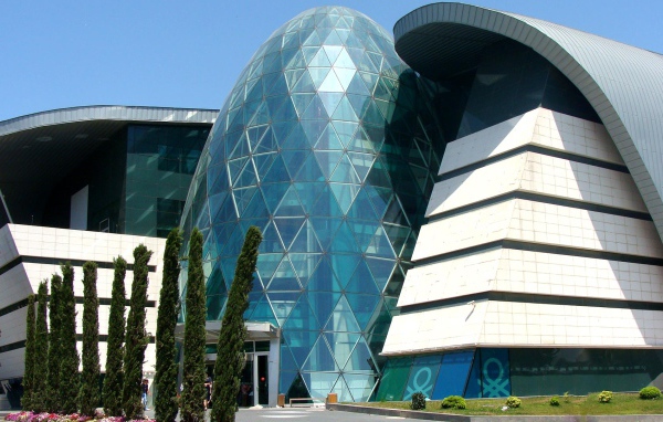 Торговый центр в Баку Park Bulvar 