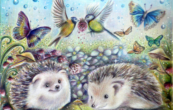 Нарисованные ежики с бабочками и птичками