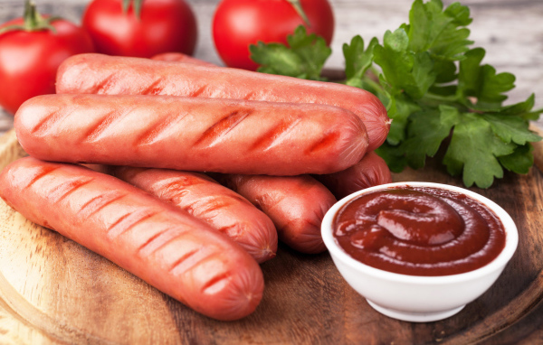 Сосиски барбекю с соусом 