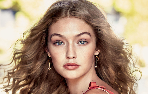 Красивая девушка модель Джиджи Хадид 