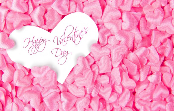 Розовые сердечки на День Святого Валентина 