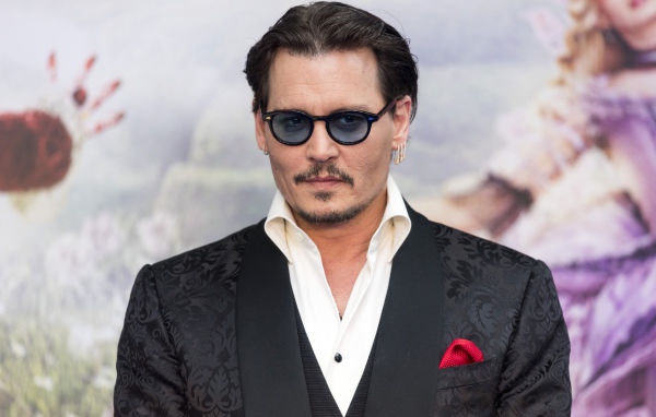 Стильный популярный актер Джонни Депп