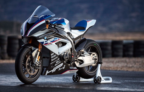 Мотоцикл BMW HP4 Race 2017 