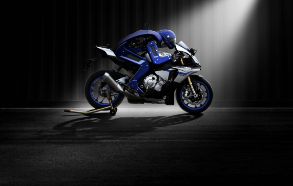 Человекоподобный робот Yamaha Motobot, 2017