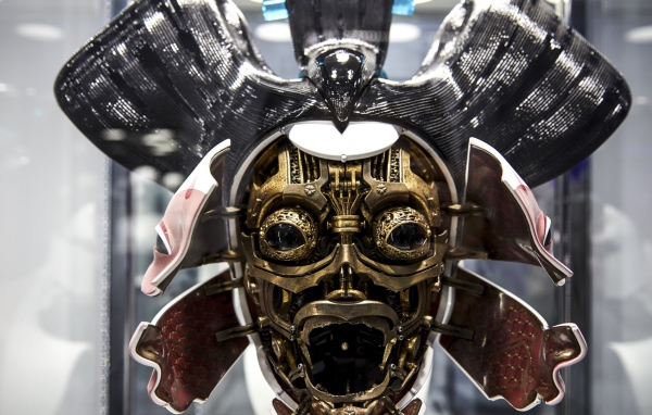 Железная маска Гейша фильм Призрак в доспехах 2017 