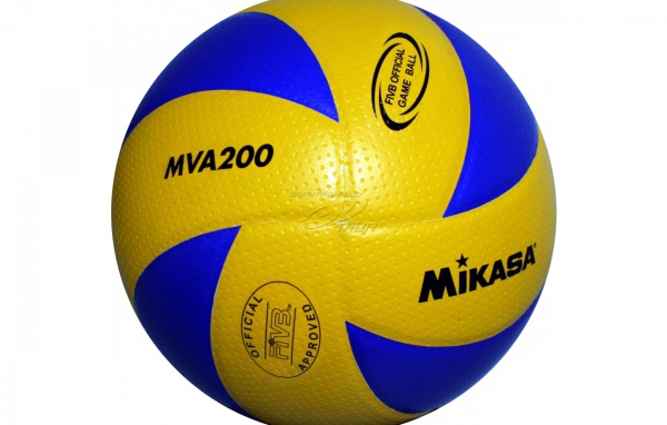 Волейбольный мяч на белом фоне