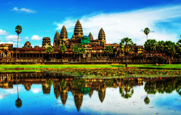 Старинная красота храма Ангкор Ват  