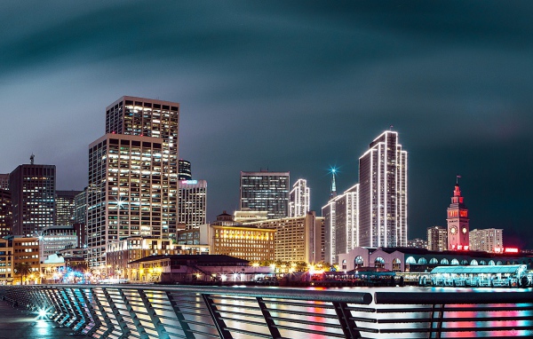 Красивый ночной город Сан - Франциско  