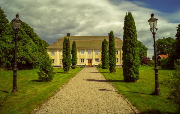 Поместье с кустарниками  в Швеция 