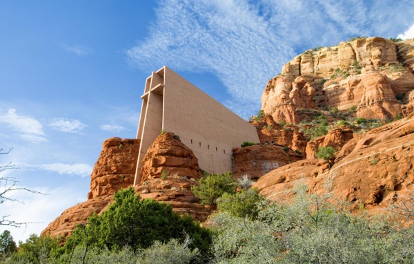 Часовня в скале. Аризона, США