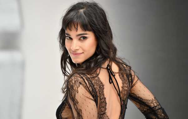 Актриса и танцовщица  София Бутелла 