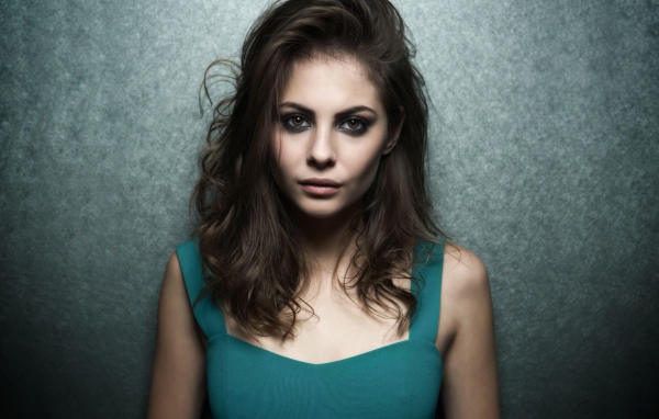 Американская актриса,  модель  Вилла Голланд