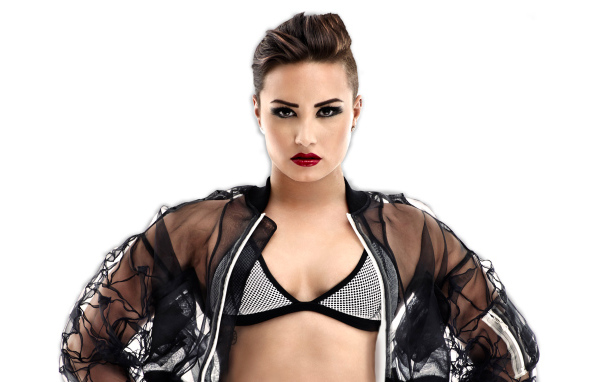 Эффектная американская актриса и певица Деми Ловато