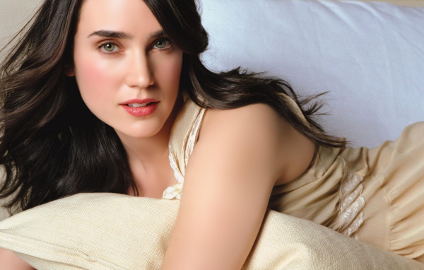 Молодая американская актриса Дженнифер Коннелли