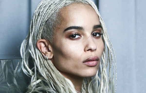 Молодая популярная актриса Зои Кравиц