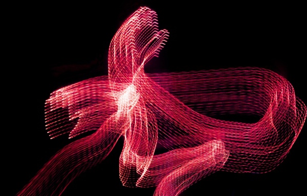 Красная абстрактная сеть на черном фоне