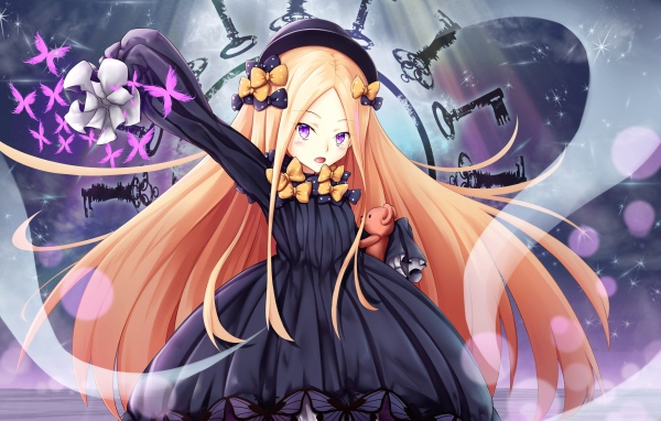 Девушка аниме с розовыми волосами в фиолетовом платье 