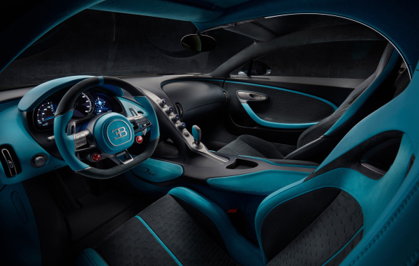 Кожаный салон автомобиля  Bugatti Divo, 2019 года