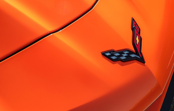 Логотип автомобиля Chevrolet Corvette, 2019