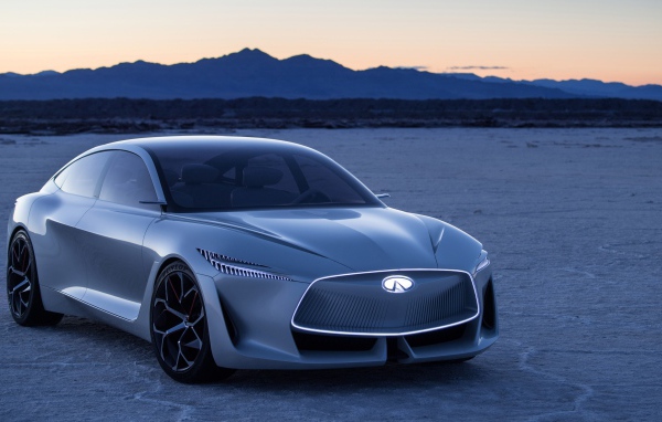 Автомобиль Infiniti Q Inspiration Concept, 2018 на закате