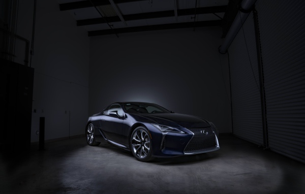Автомобиль Lexus Black Panther LC 500, 2018