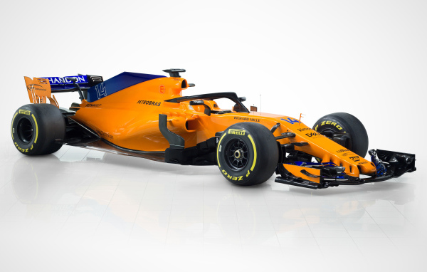 Гоночный автомобиль McLaren MCL33 F1, 2018 на сером фоне