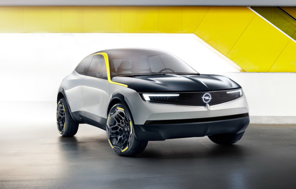 Экспериментальный автомобиль Opel GT X, 2018