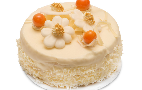 Красивый праздничный торт с белым шоколадом