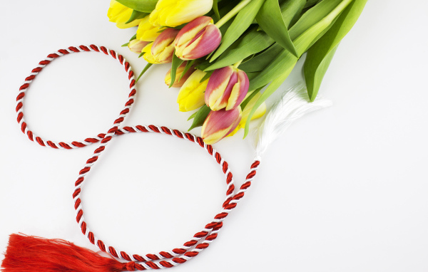 Букет тюльпанов на Международный женский день 8 марта